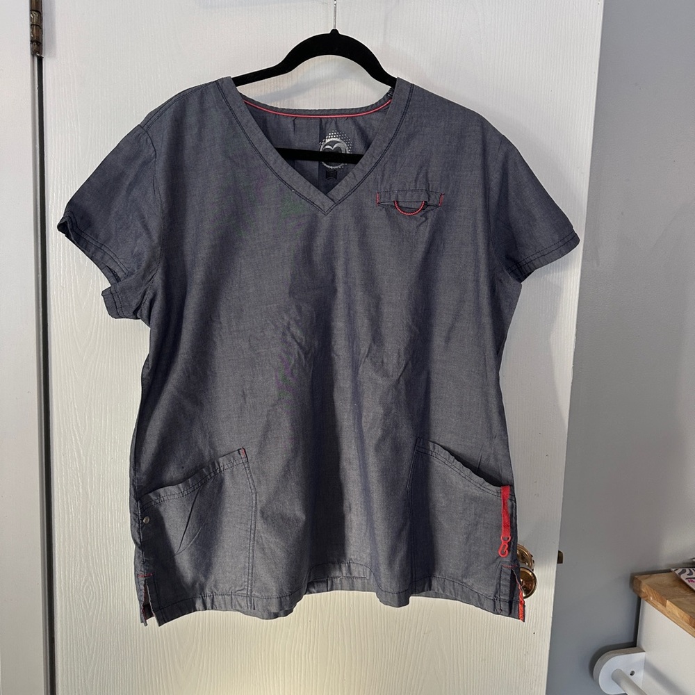 2XL stretch scrubs tops set of 2